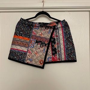 ZARA Quilted Paisley Mini Skirt Size M